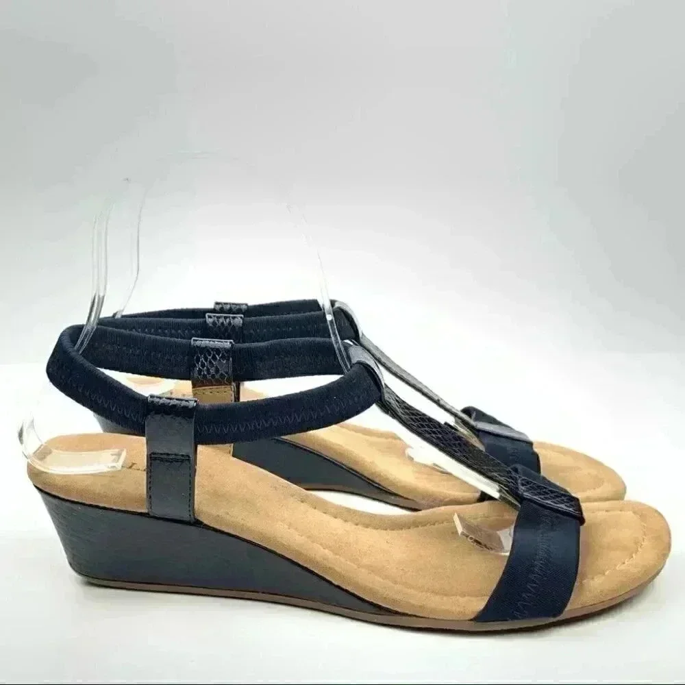 Alfani heels size 10 navy blue snakeskin print t-strap wedges coastalgranny